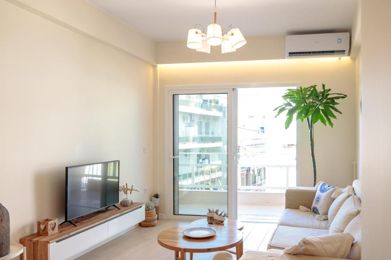 Harmony Suite In The Center Of Каламата Экстерьер фото